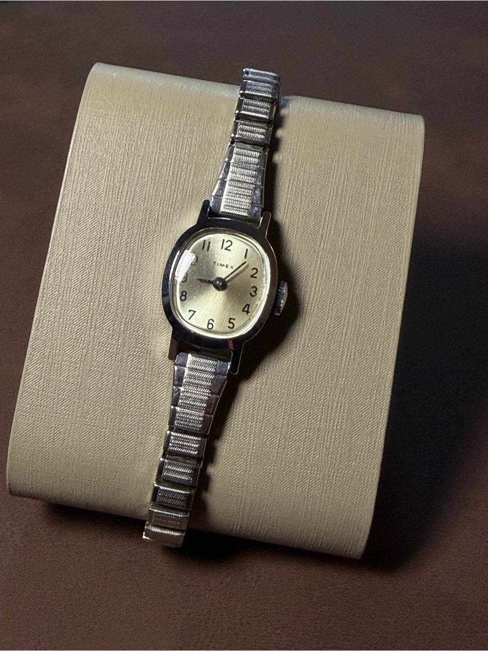 ✨ Beautiful Vintage Timex Women’s Mechanical Watch ✨